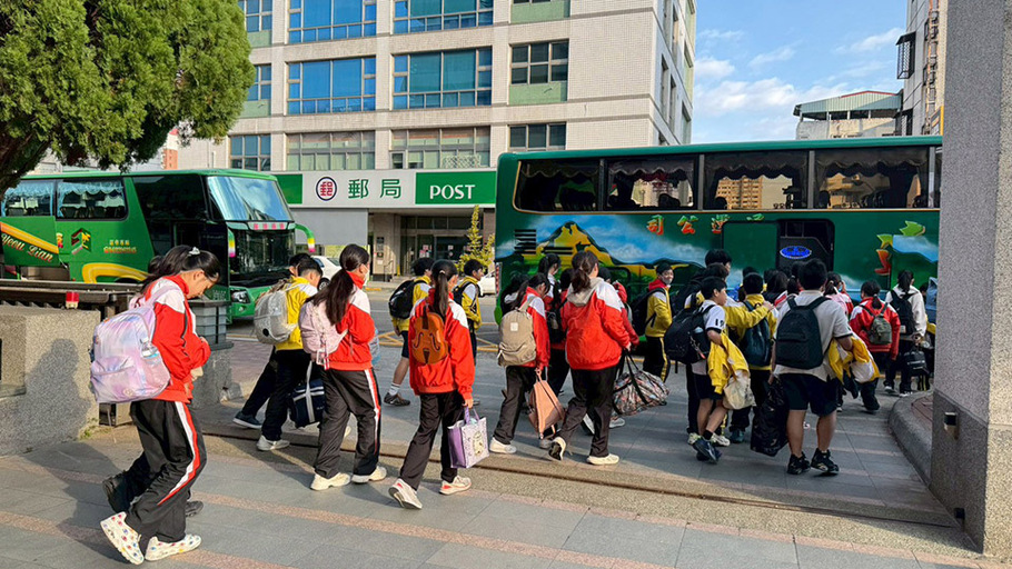 LINE_ALBUM_115.2.3.領導力教育體驗營第一日_260205_20圖片